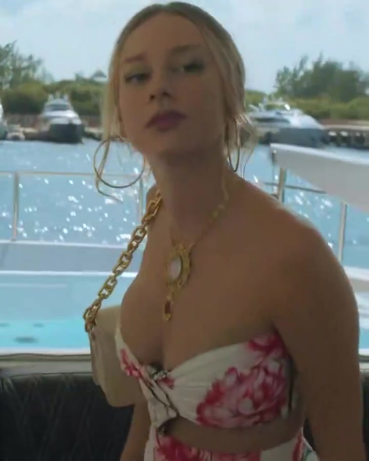 太羡慕姆总啦姆巴佩女